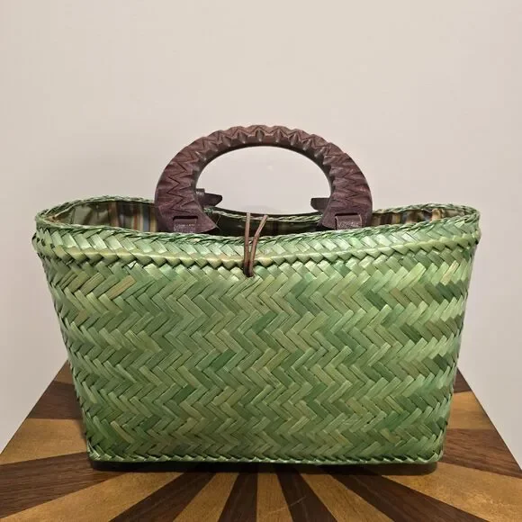 Vintage Boho Island Woven Wicker Bag Purse Rattan Green Wood Handle Beach Hippie - Picture 5 of 15